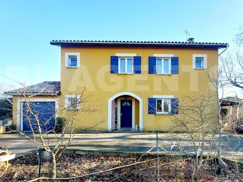 Maison traditionnelle - 134 m² - 6 pièces