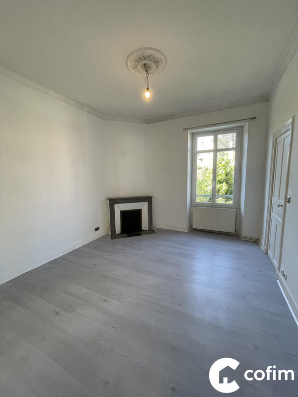 Appartement - 97 m² - 4 pièces