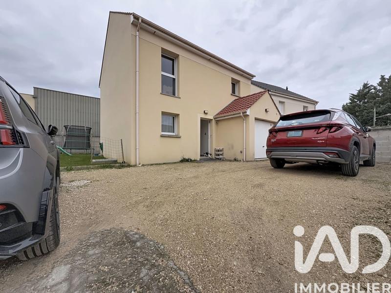 Maison - 83 m² - 5 pièces