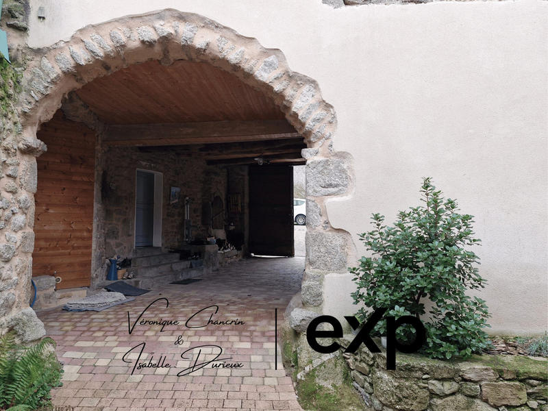 Maison ancienne - 181 m² - 8 pièces