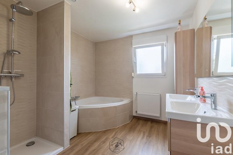 Maison - 165 m² - 7 pièces