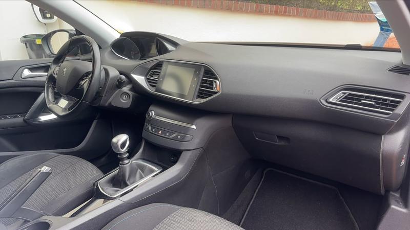 Peugeot 308 II 1.2 PureTech 110 Style