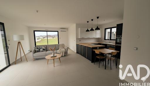 Maison - 106 m² - 5 pièces