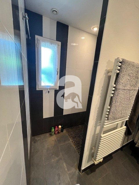 Maison ancienne - 140 m² - 8 pièces