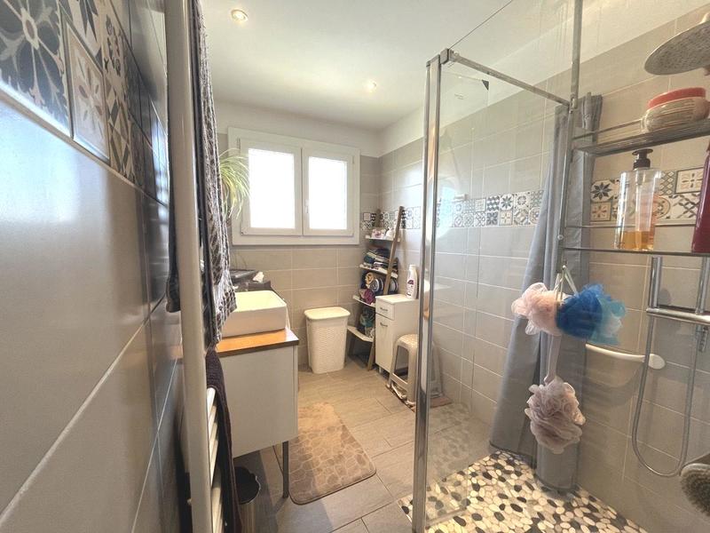 Maison - 85 m² - 5 pièces