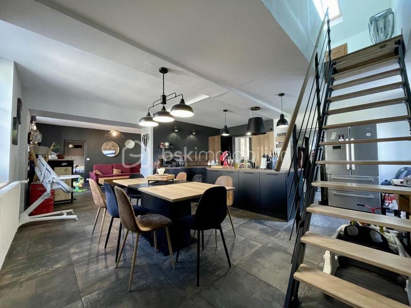 Maison - 124 m² - 6 pièces