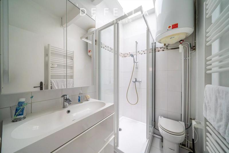 Appartement - 191 m² - 5 pièces