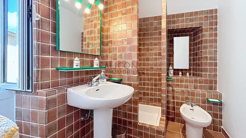 Maison de village - 94 m² - 6 pièces