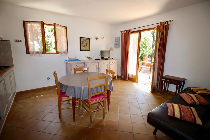 Maison - 240 m² - 11 pièces