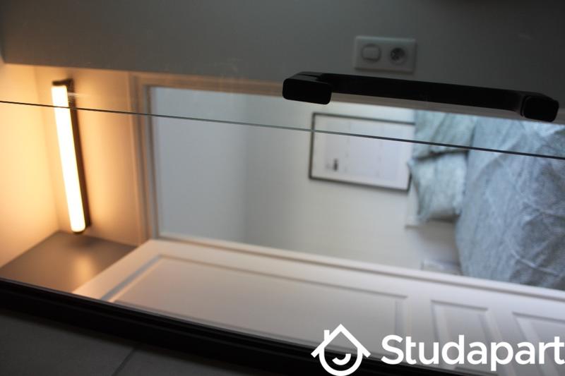 Chambre - 12 m² - 1 pièce