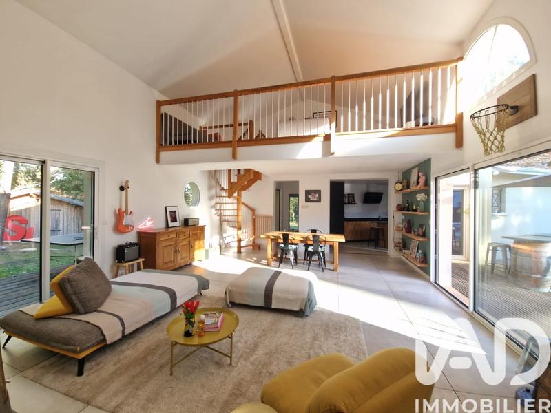 Maison - 145 m² - 6 pièces