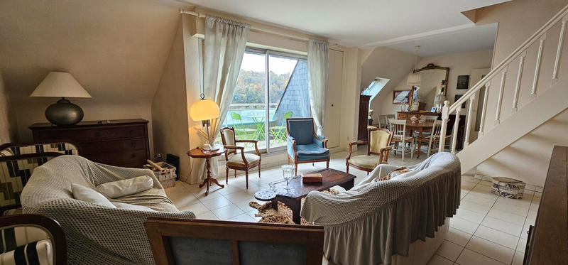 Appartement - 95 m² - 5 pièces