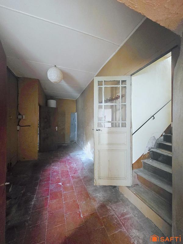 Maison - 186 m² - 8 pièces