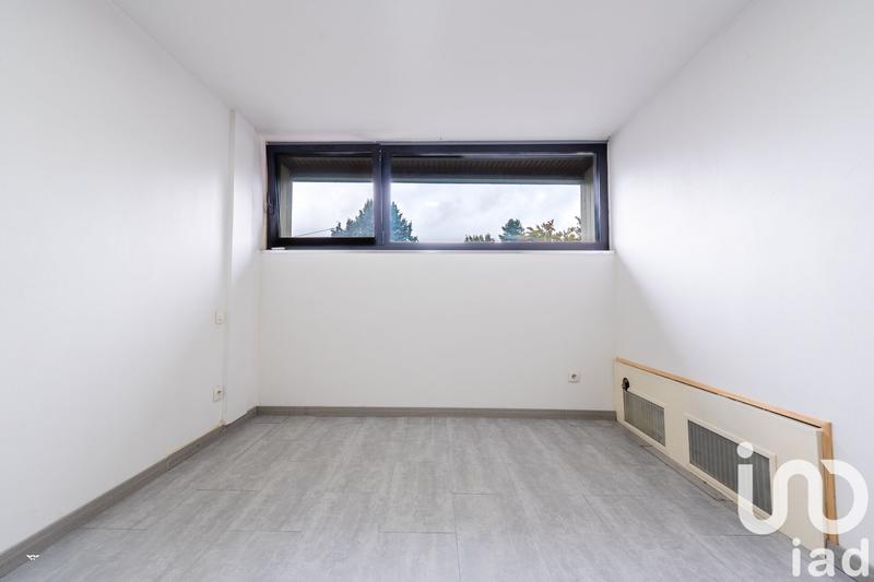 Appartement - 99 m² - 4 pièces