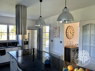 Maison - 173 m² - 7 pièces