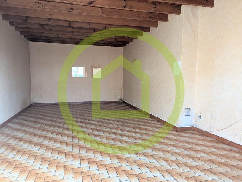 Maison - 220 m² - 7 pièces