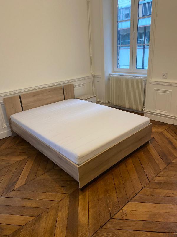 Studio - 73 m² - 1 pièce