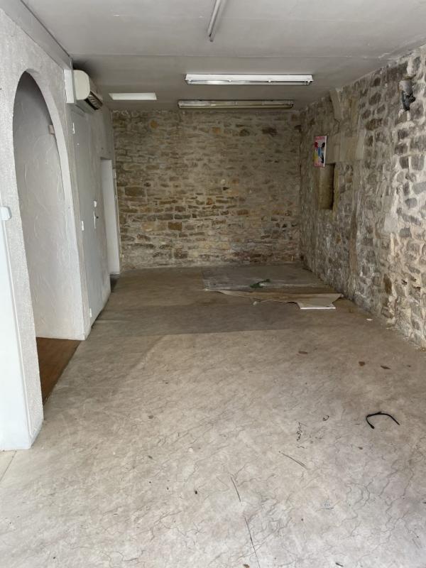 Local commercial - 166 m² - 4 pièces