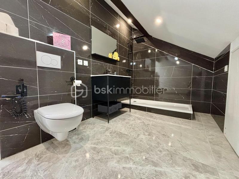 Maison - 154 m² - 6 pièces