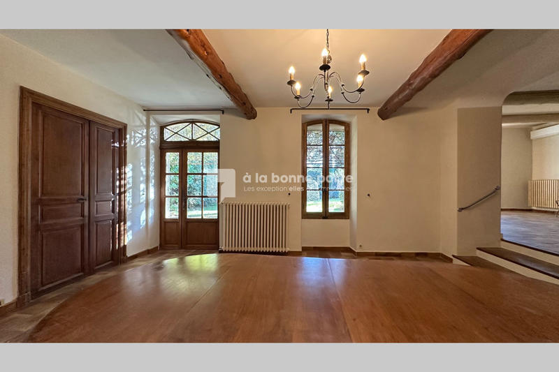 Maison de maîtres - 227 m² - 7 pièces