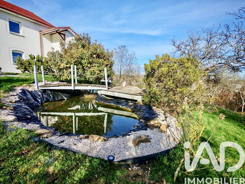 Maison - 331 m² - 6 pièces