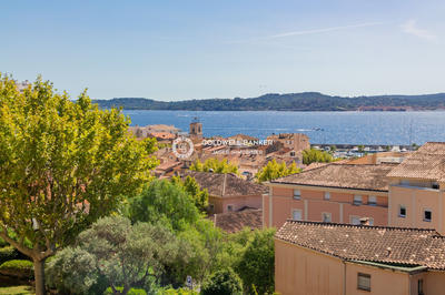 Appartement - 106 m² - 4 pièces