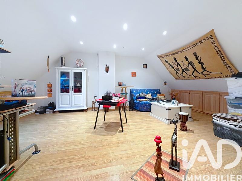 Maison - 157 m² - 8 pièces