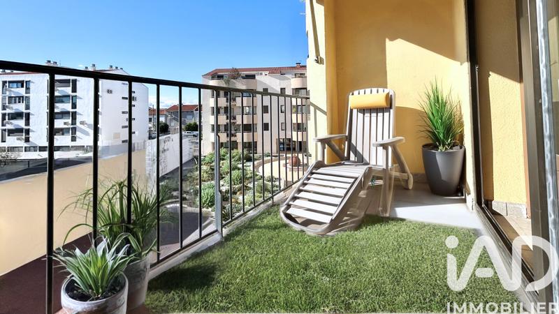 Appartement - 98 m² - 4 pièces