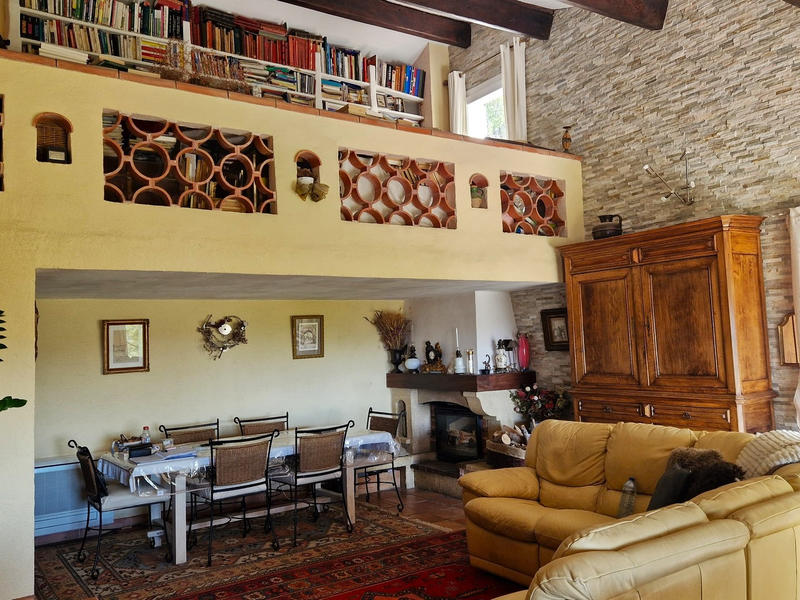 Maison - 176 m² - 6 pièces