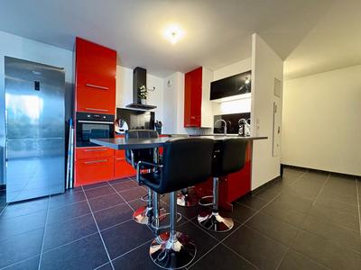 Appartement - 82 m² - 4 pièces