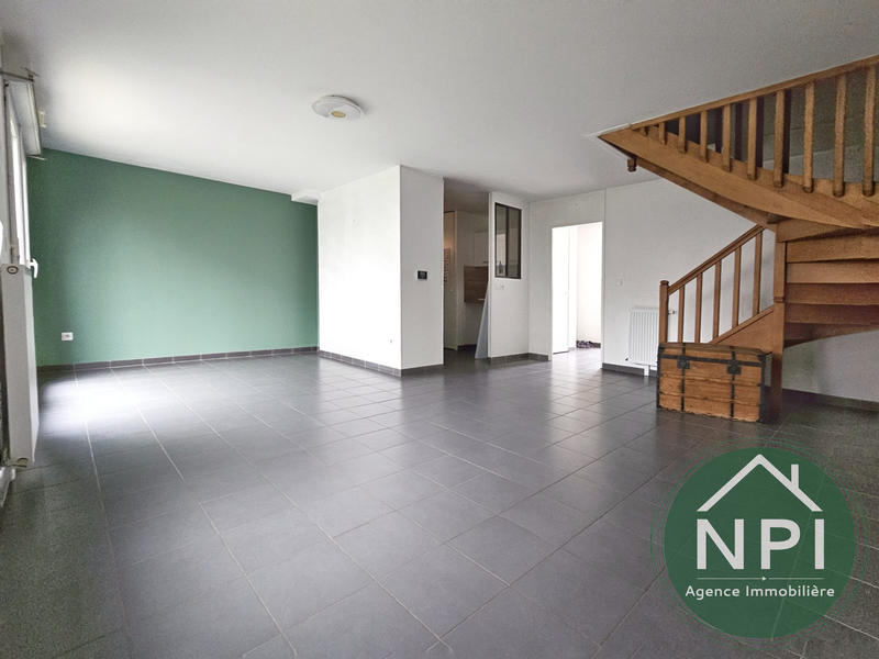 Maison - 90 m² - 6 pièces