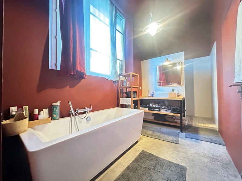 Appartement - 114 m² - 4 pièces