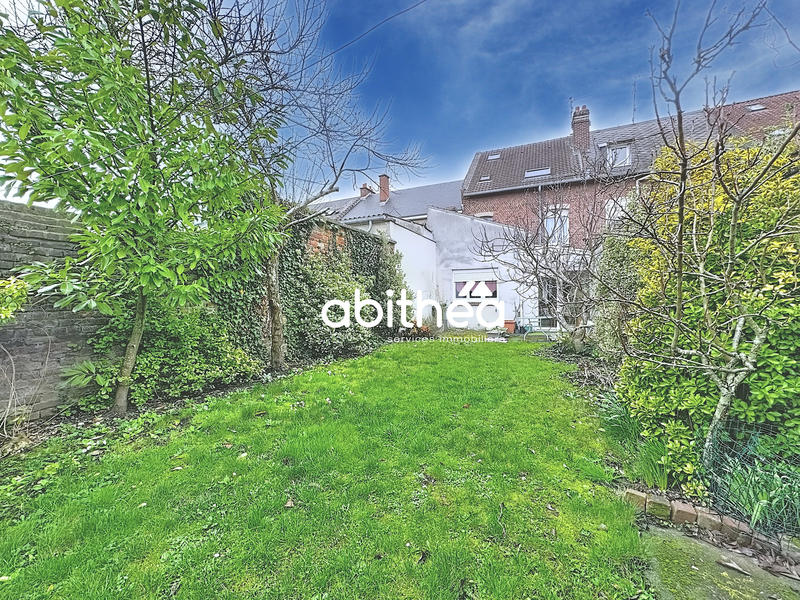 Maison - 186 m² - 6 pièces