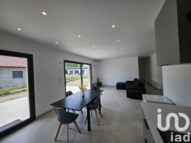 Maison - 106 m² - 4 pièces