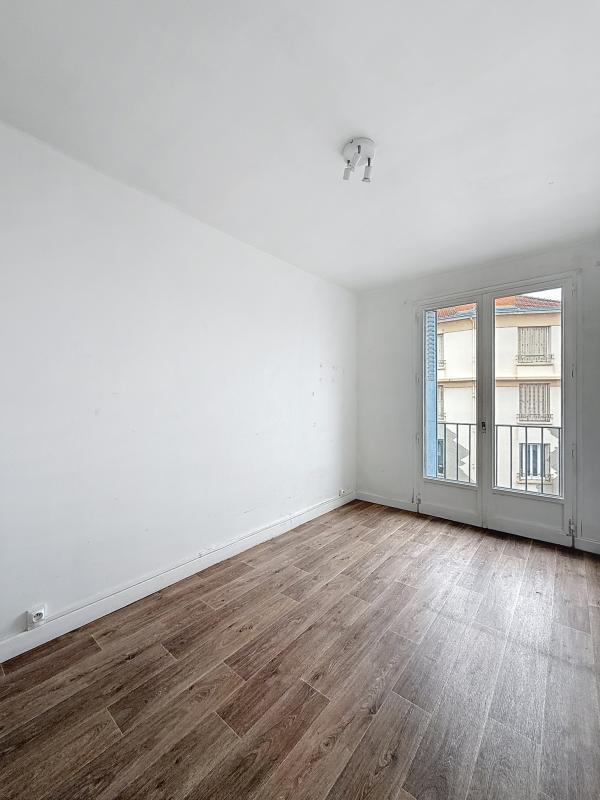 Appartement - 75 m² - 4 pièces