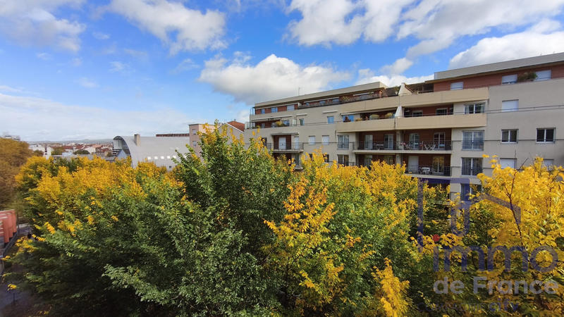 Appartement - 79 m² - 4 pièces