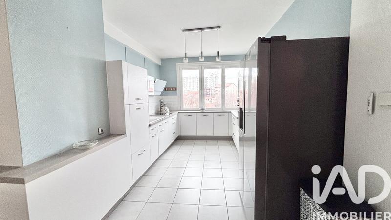 Appartement - 129 m² - 5 pièces