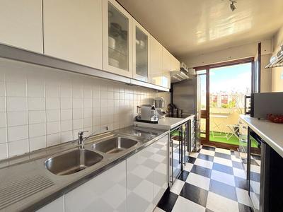 Appartement - 92 m² - 5 pièces