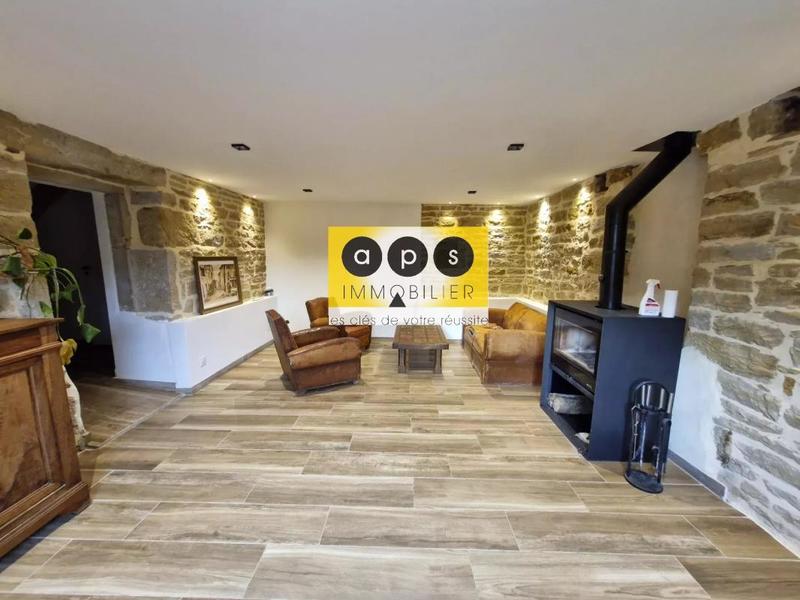 Maison en pierre - 132 m² - 5 pièces