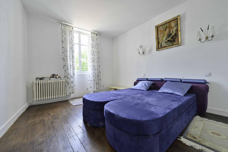 Maison ancienne - 185 m² - 7 pièces