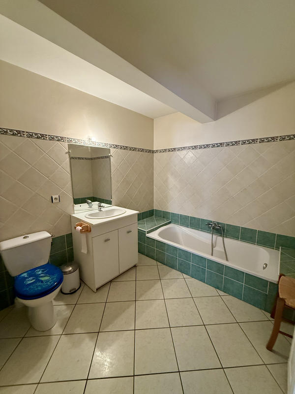 Maison - 180 m² - 6 pièces