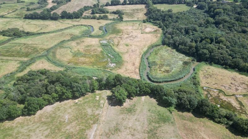 Ferme - 1 900 m² - 10 pièces