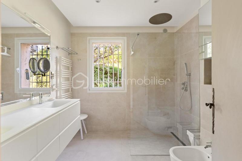 Villa - 170 m² - 5 pièces