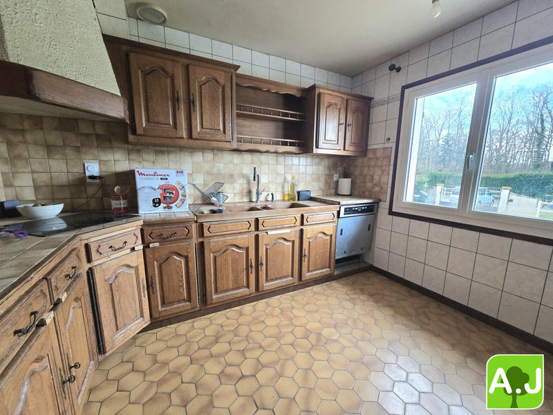 Maison traditionnelle - 130 m² - 6 pièces