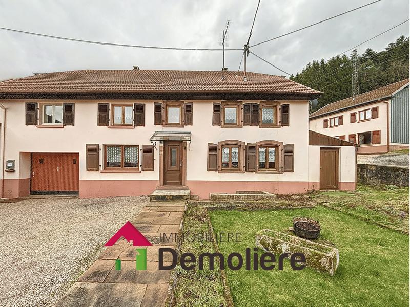 Maison - 202 m² - 6 pièces