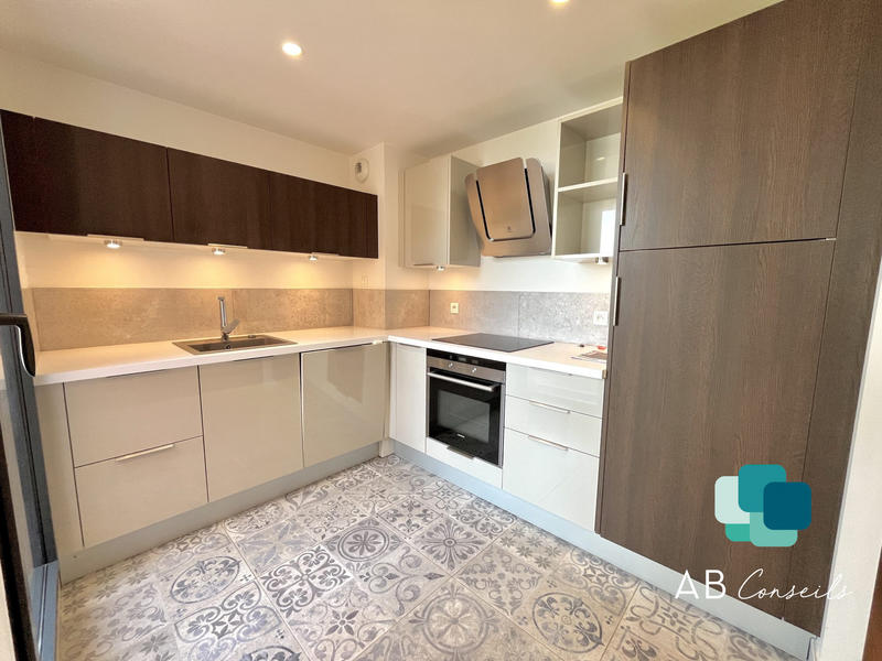 Appartement - 79 m² - 3 pièces