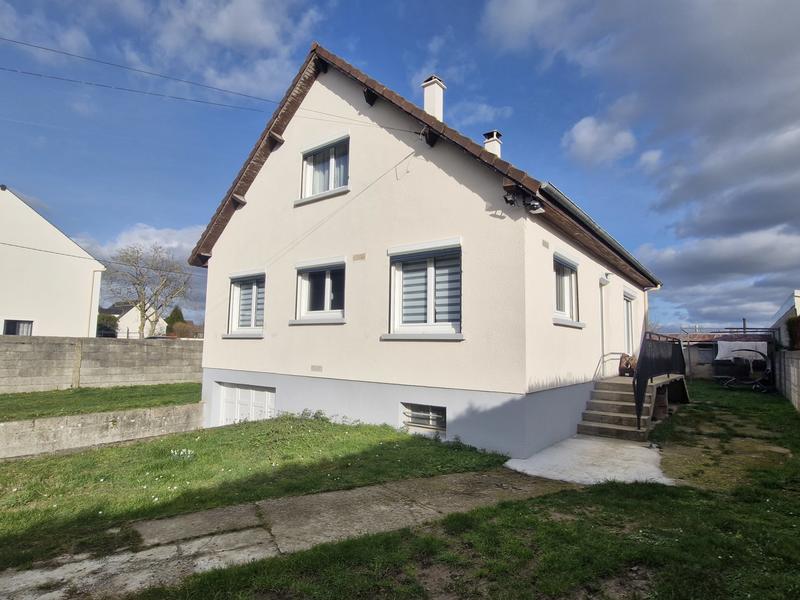 Maison - 106 m² - 6 pièces