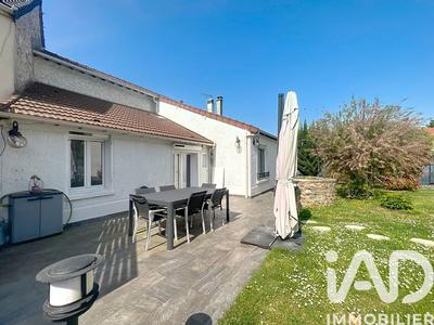 Maison - 138 m² - 5 pièces