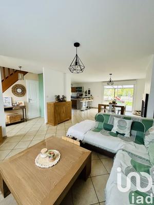 Maison - 125 m² - 5 pièces