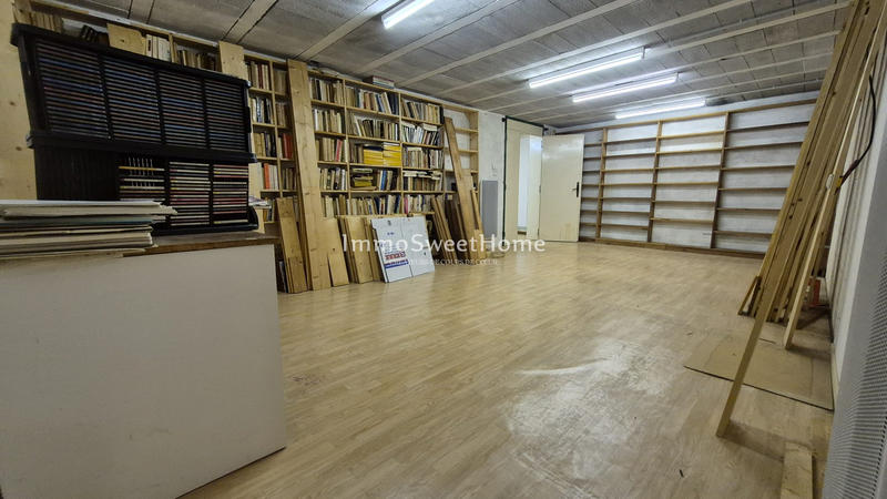 Villa - 242 m² - 9 pièces